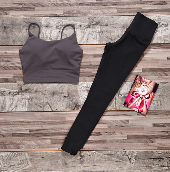 Victoria Women's Yoga Outfit - Slimming 3-Piece Set
